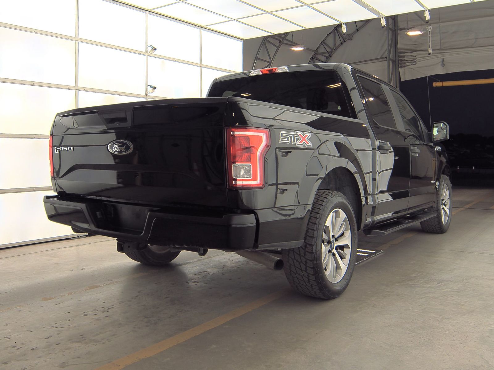 2017 Ford F-150 XL RWD