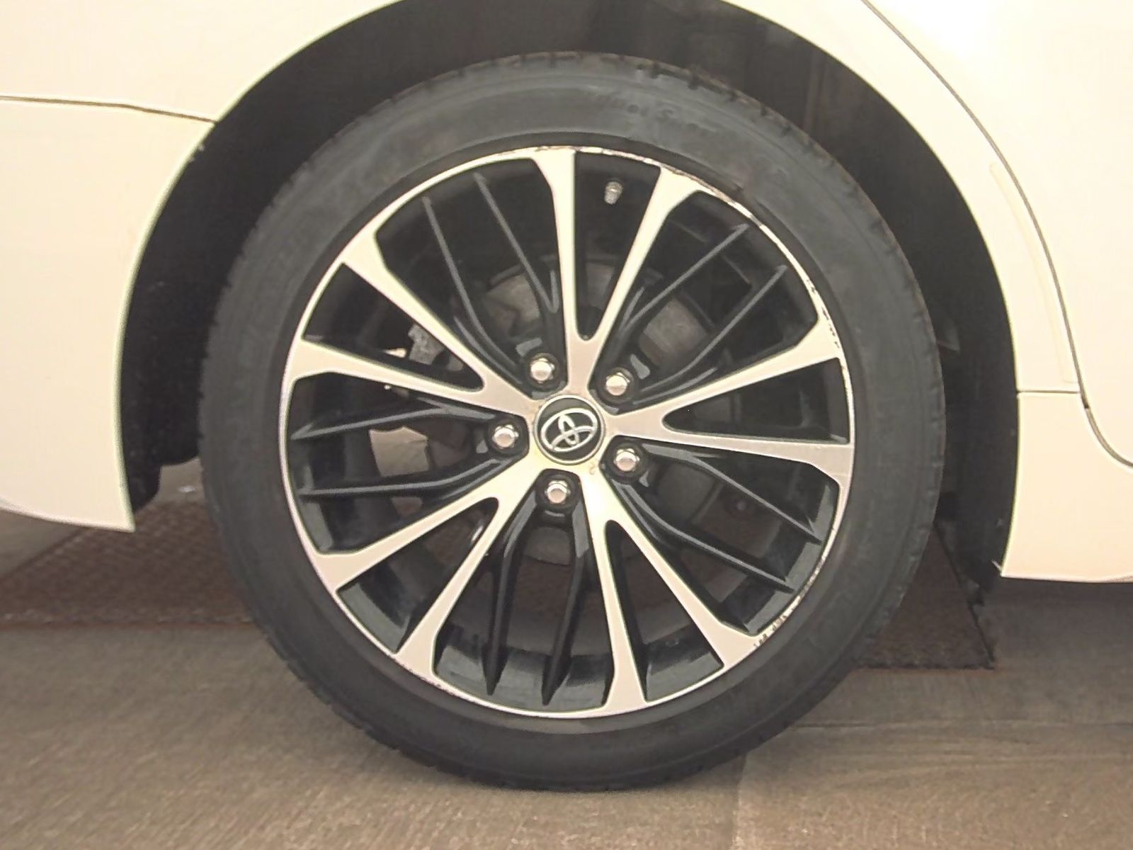 2018 Toyota Camry SE FWD