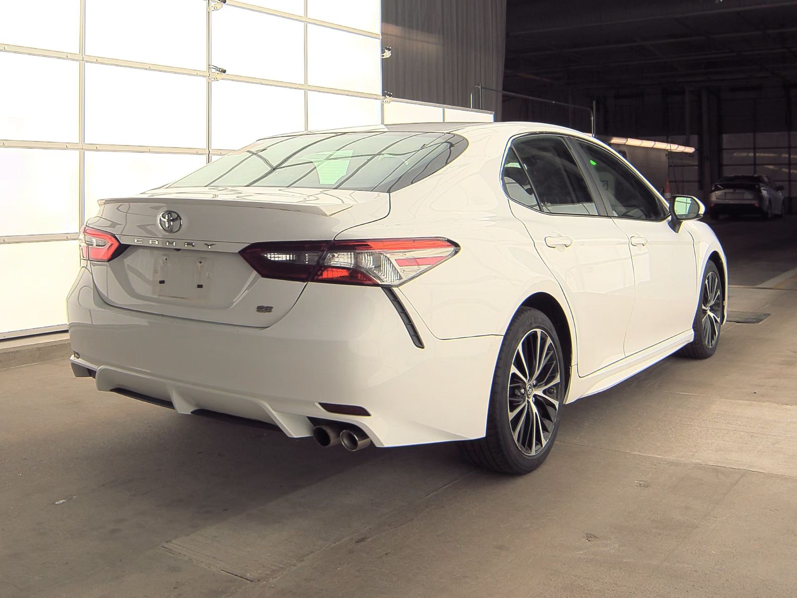 2018 Toyota Camry SE FWD