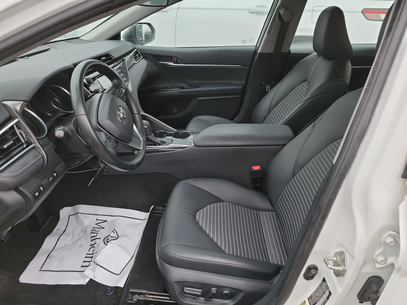 2018 Toyota Camry SE FWD