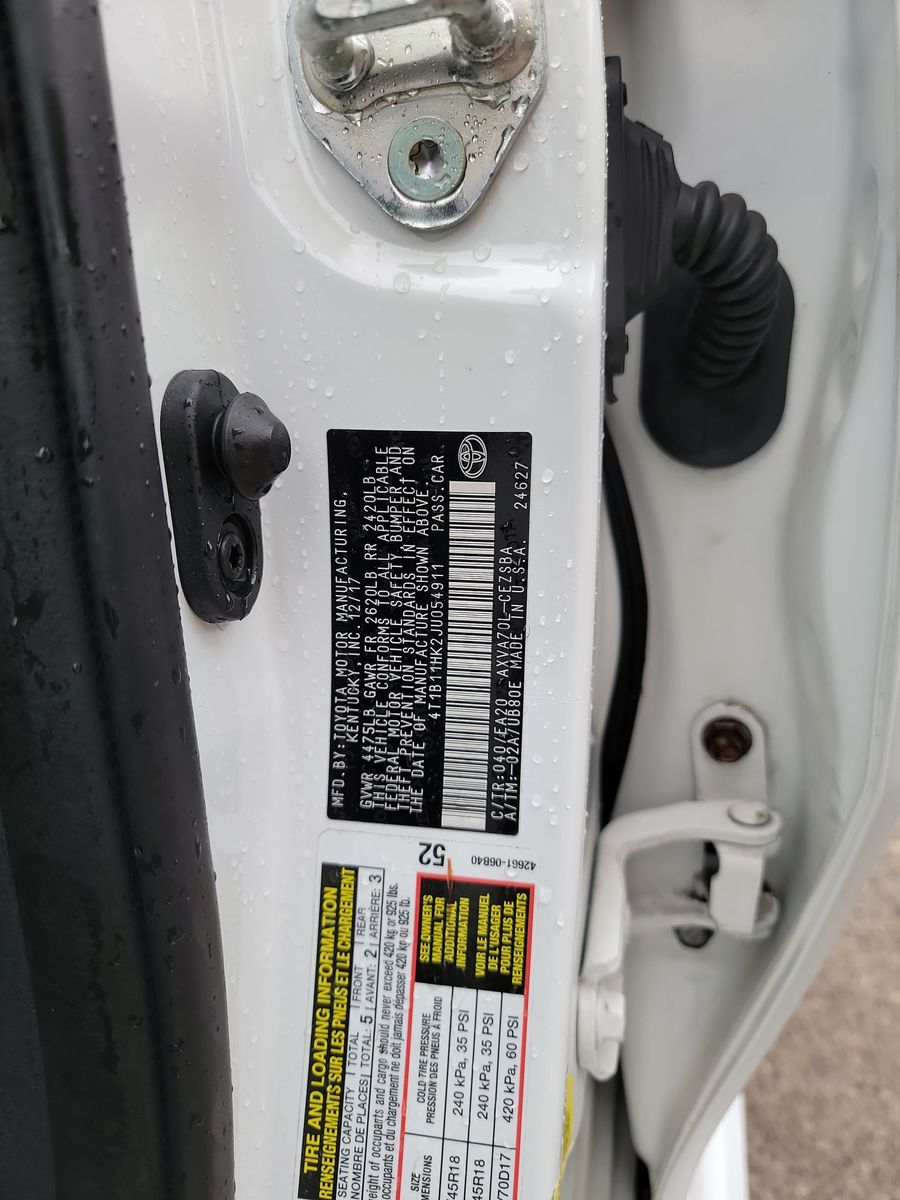 2018 Toyota Camry SE FWD