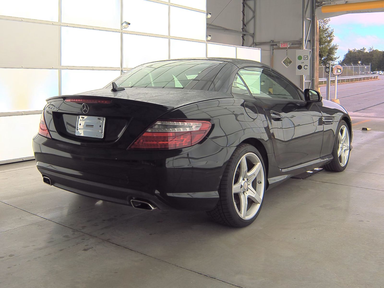 2015 Mercedes-Benz SLK-Class SLK 250 RWD