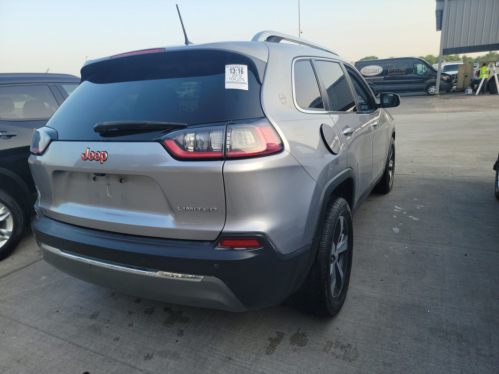 2019 Jeep Cherokee Limited FWD