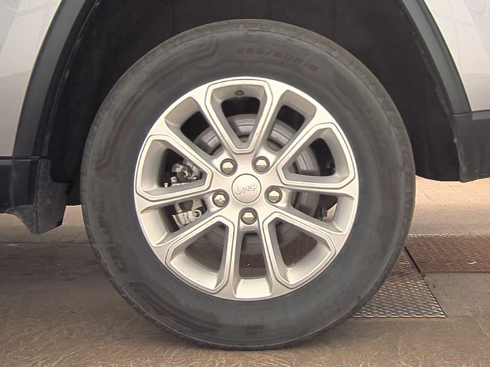 2021 Jeep Grand Cherokee Laredo E Edition AWD