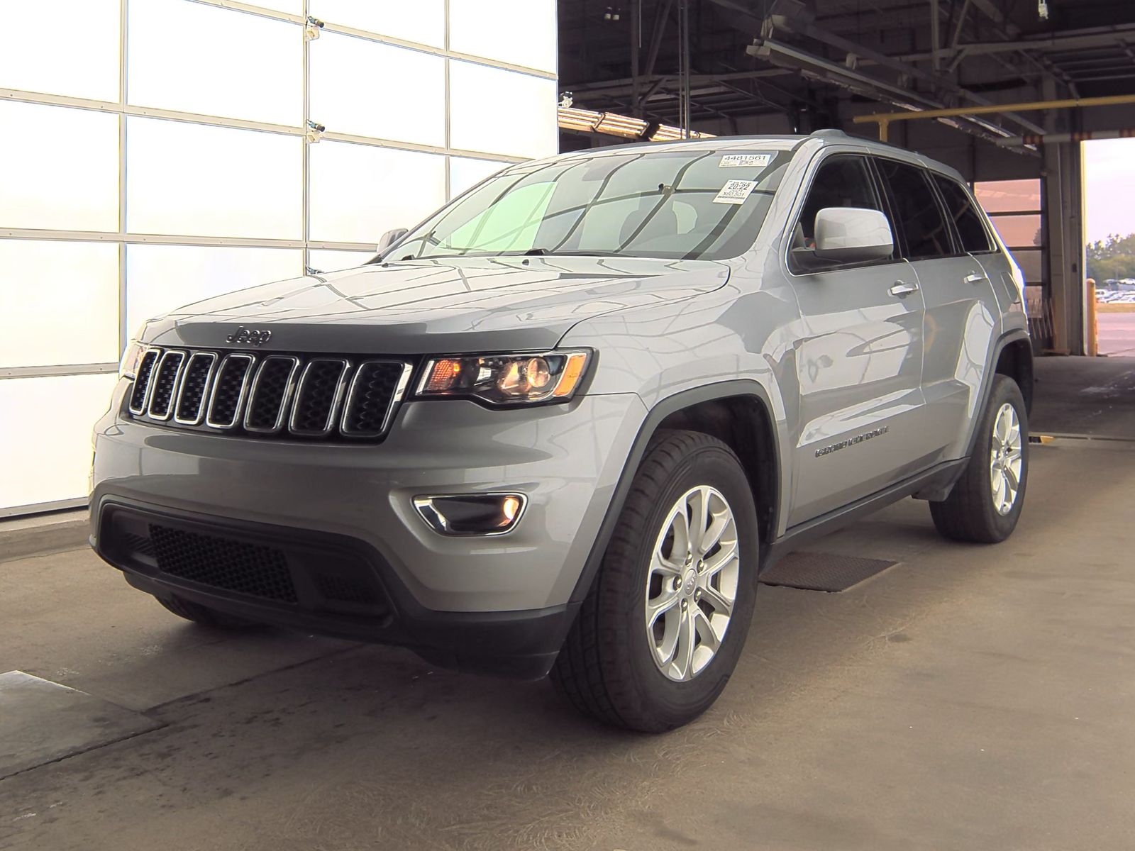 2021 Jeep Grand Cherokee Laredo E Edition AWD