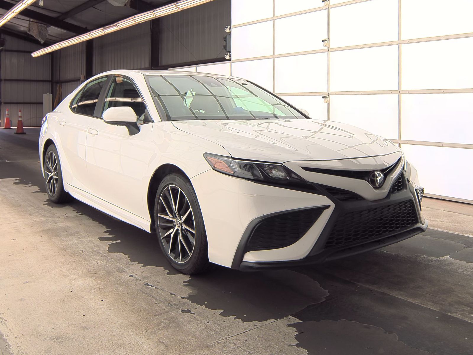 2021 Toyota Camry SE FWD