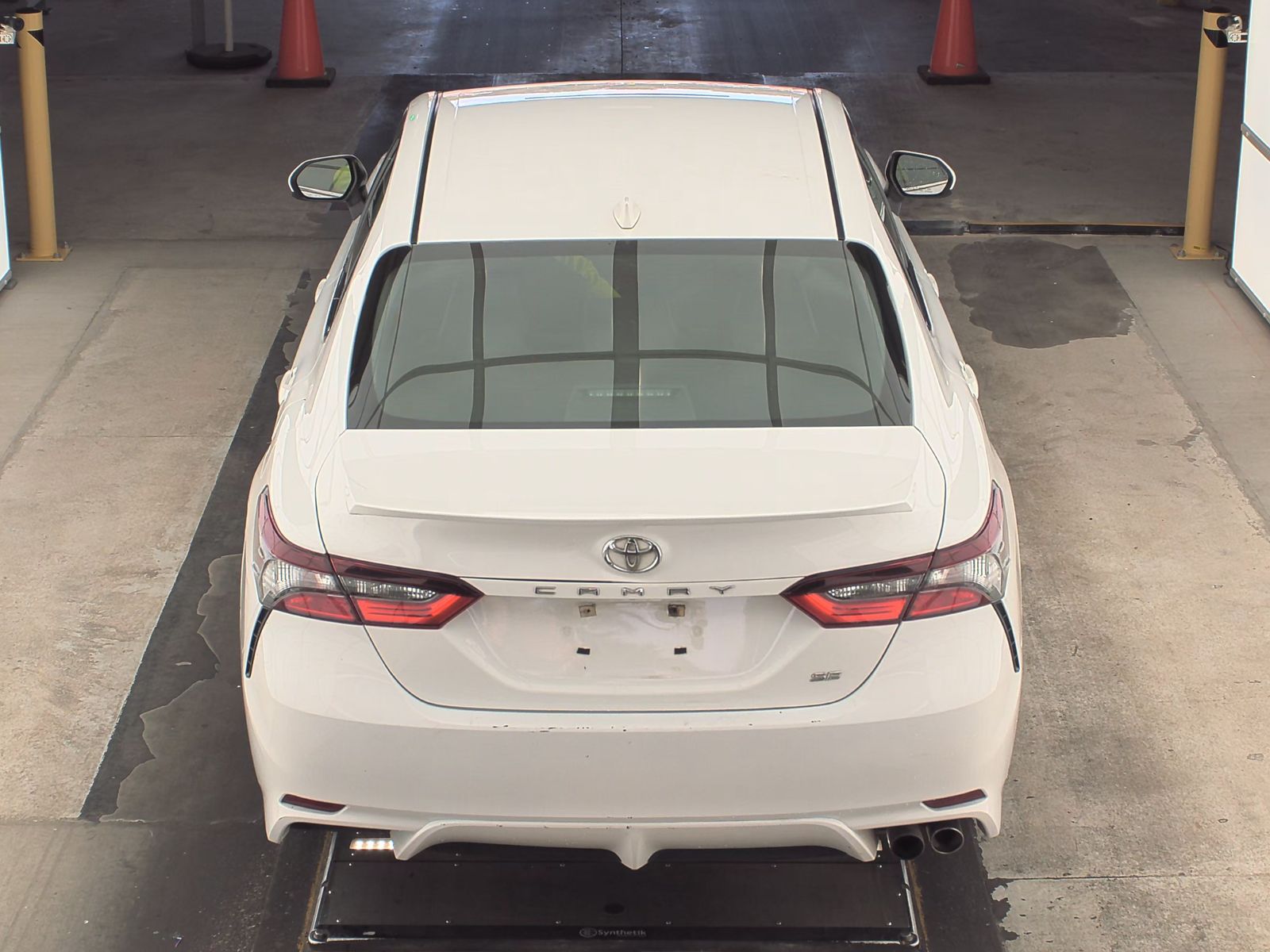 2021 Toyota Camry SE FWD