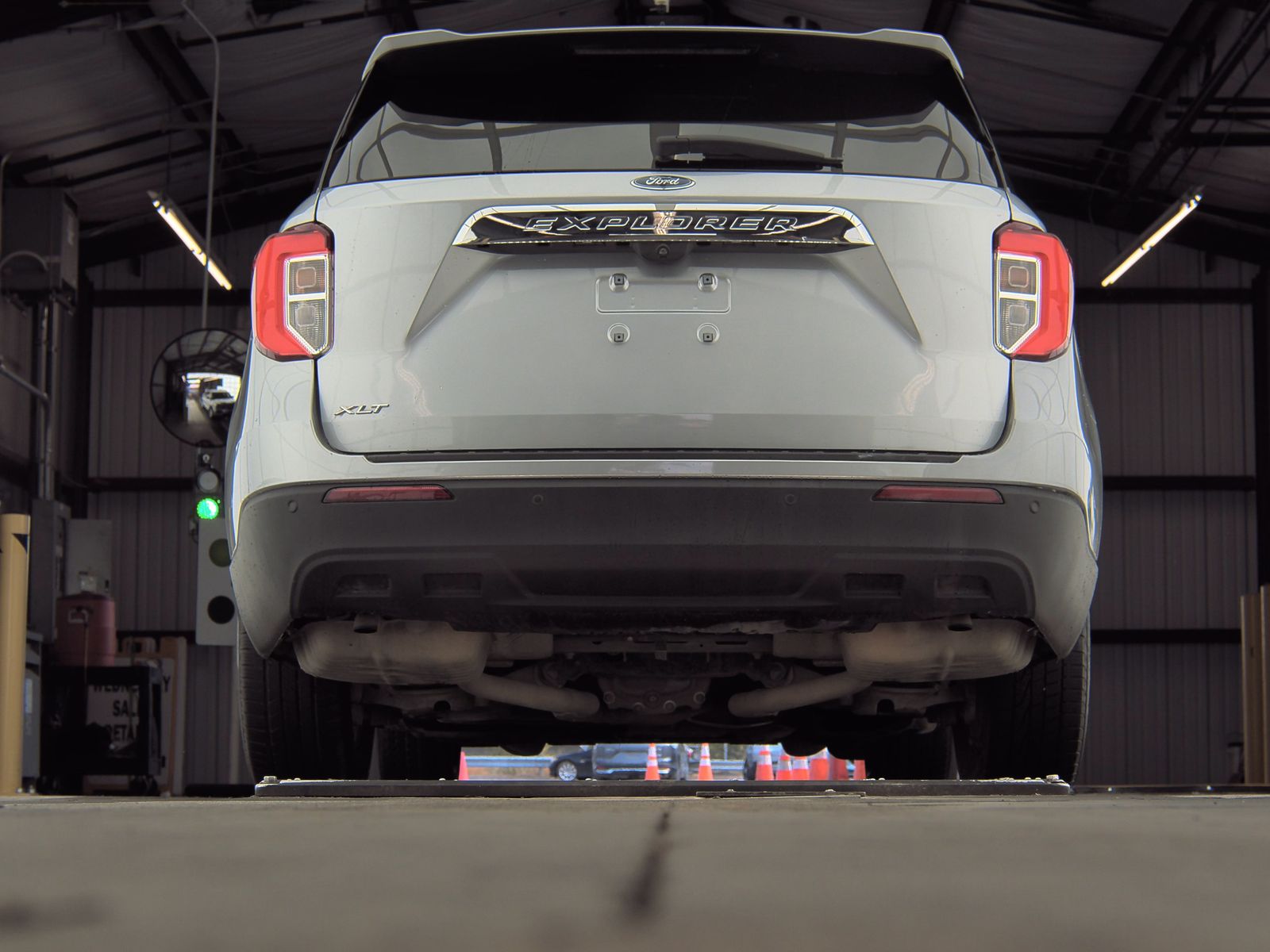 2021 Ford Explorer XLT FWD