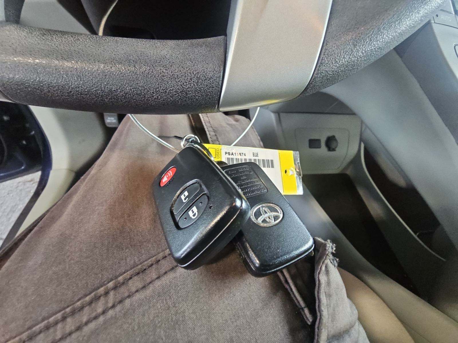 2013 Toyota Prius Three FWD