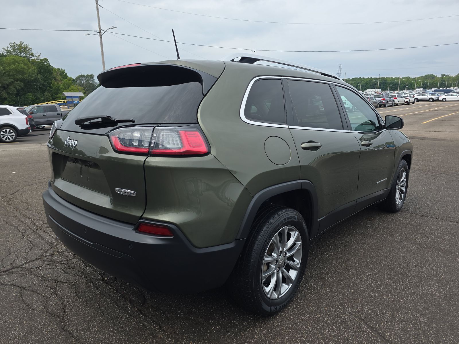 2020 Jeep Cherokee Latitude Plus FWD