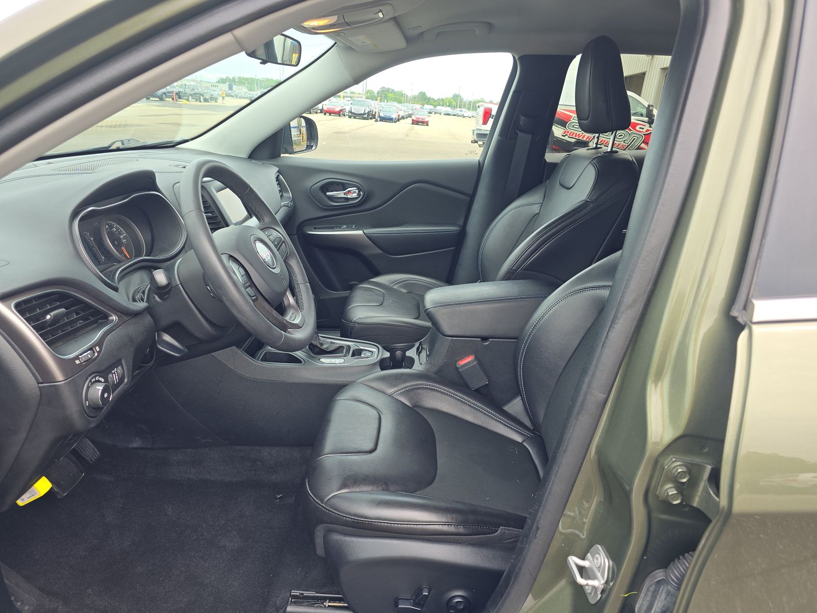 2020 Jeep Cherokee Latitude Plus FWD