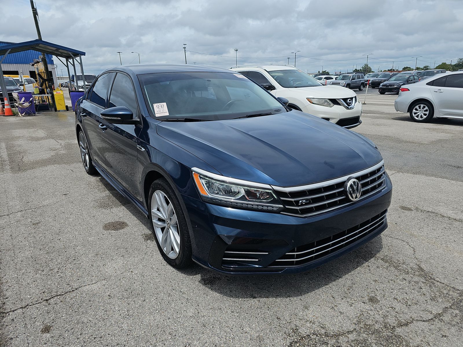 2018 Volkswagen Passat 2.0T R-Line FWD
