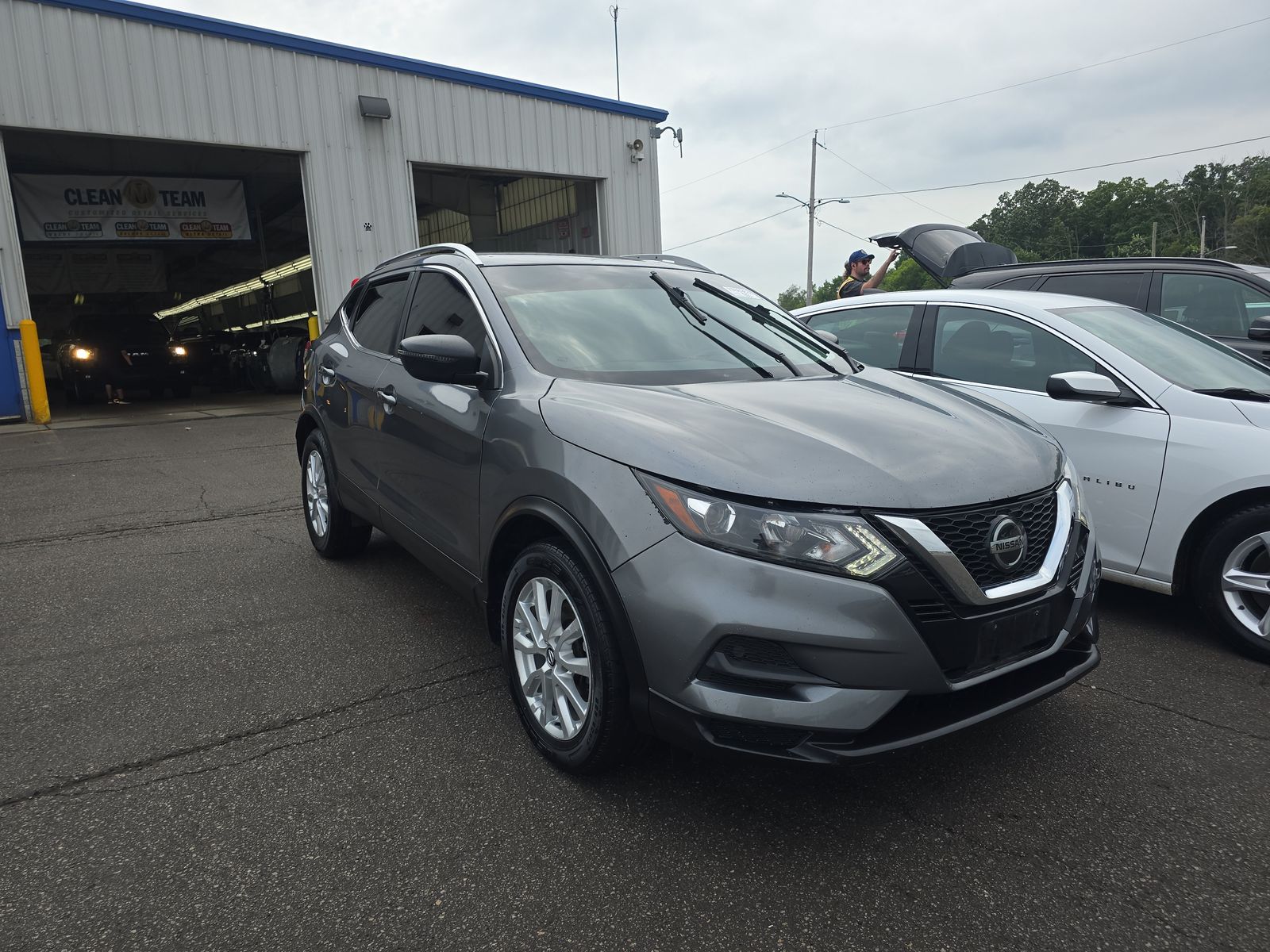 2020 Nissan Rogue Sport SV FWD