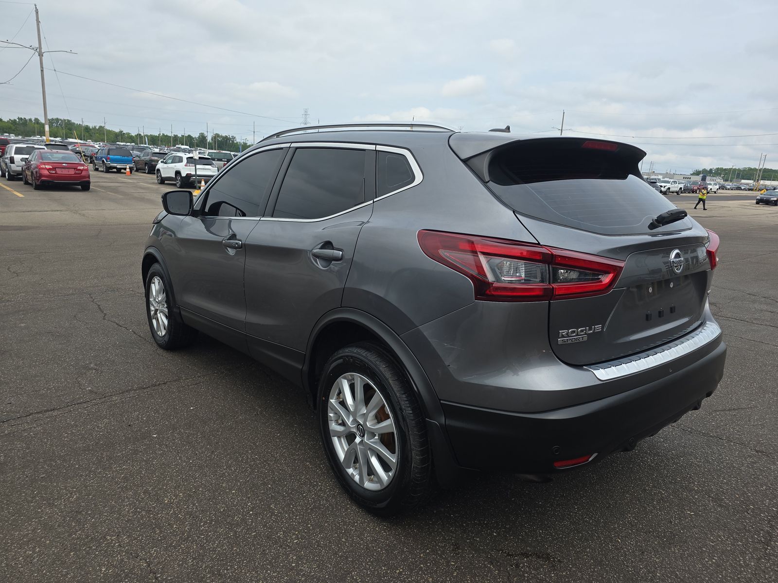 2020 Nissan Rogue Sport SV FWD