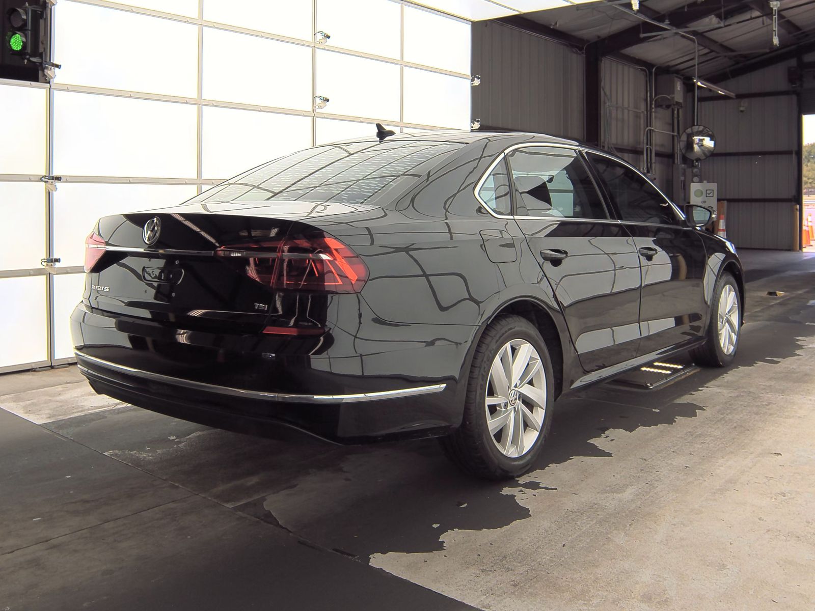 2018 Volkswagen Passat 2.0T SE FWD