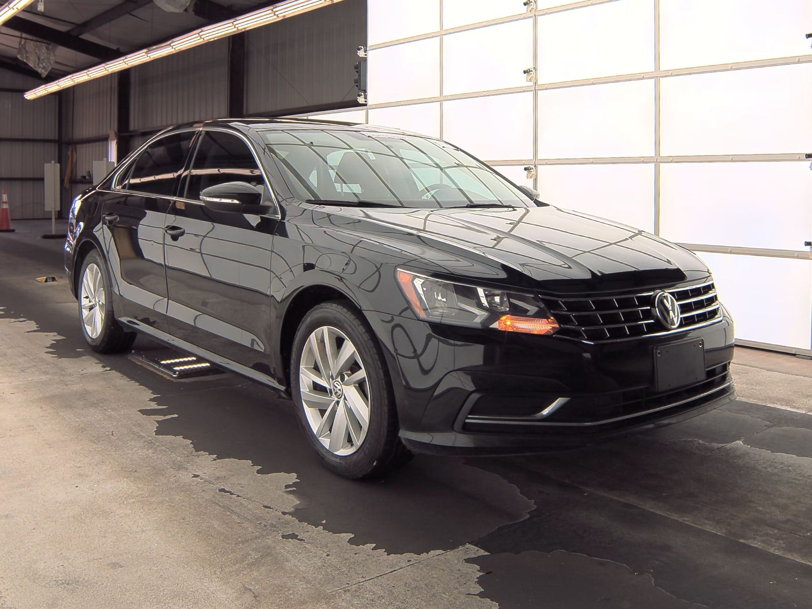 2018 Volkswagen Passat 2.0T SE FWD