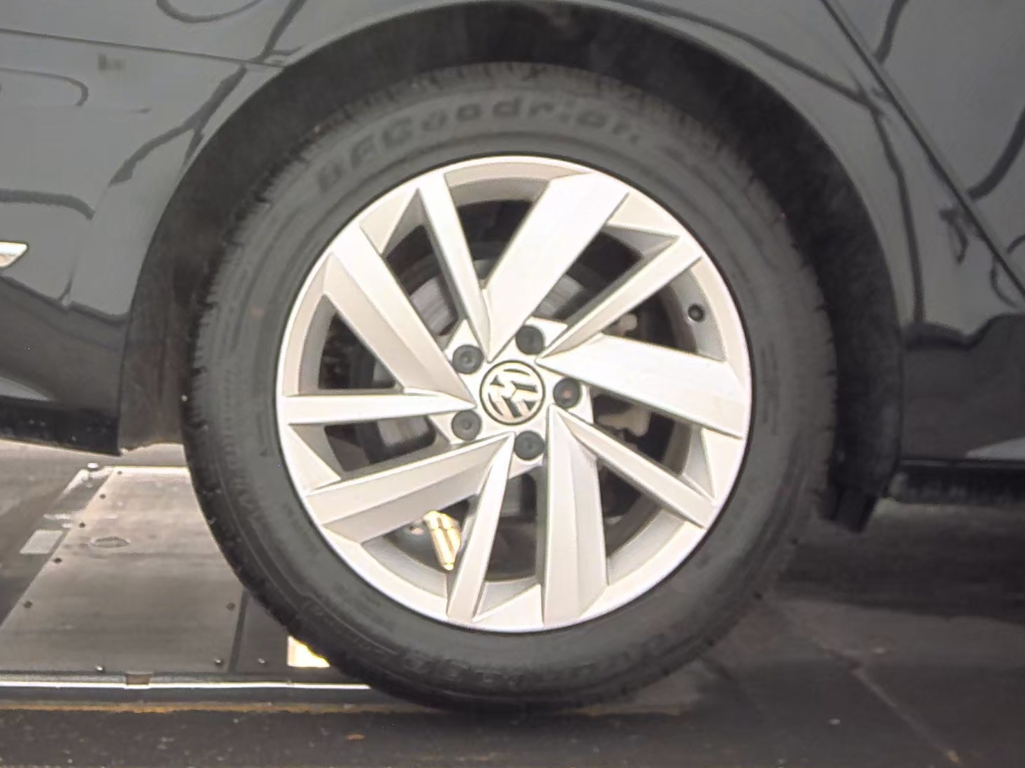 2018 Volkswagen Passat 2.0T SE FWD