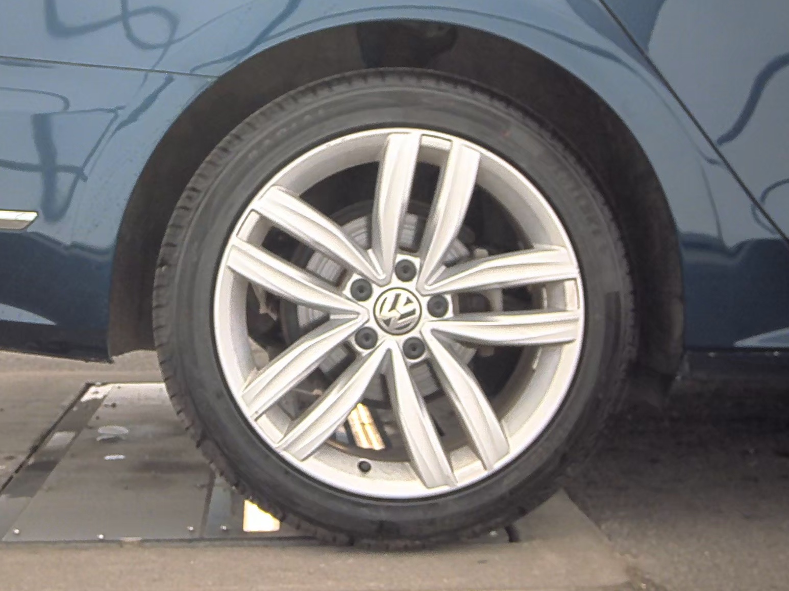 2019 Volkswagen Passat 2.0T Wolfsburg Edition FWD