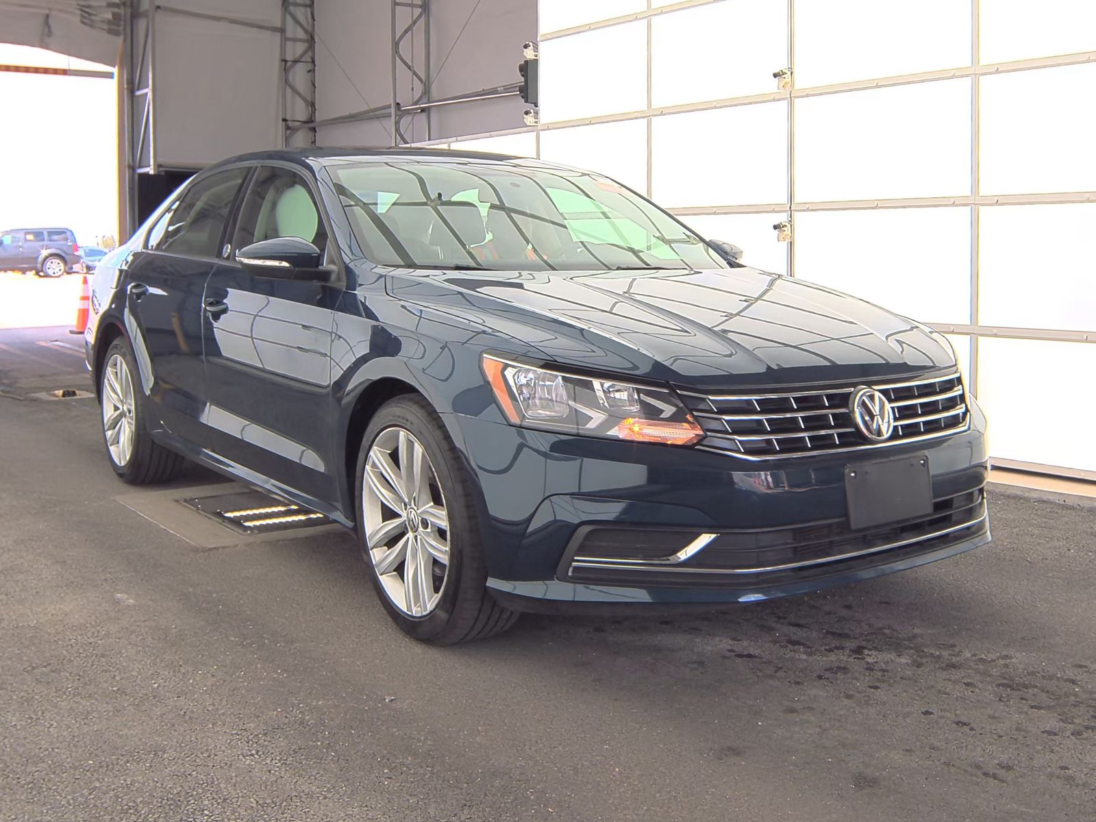 2019 Volkswagen Passat 2.0T Wolfsburg Edition FWD