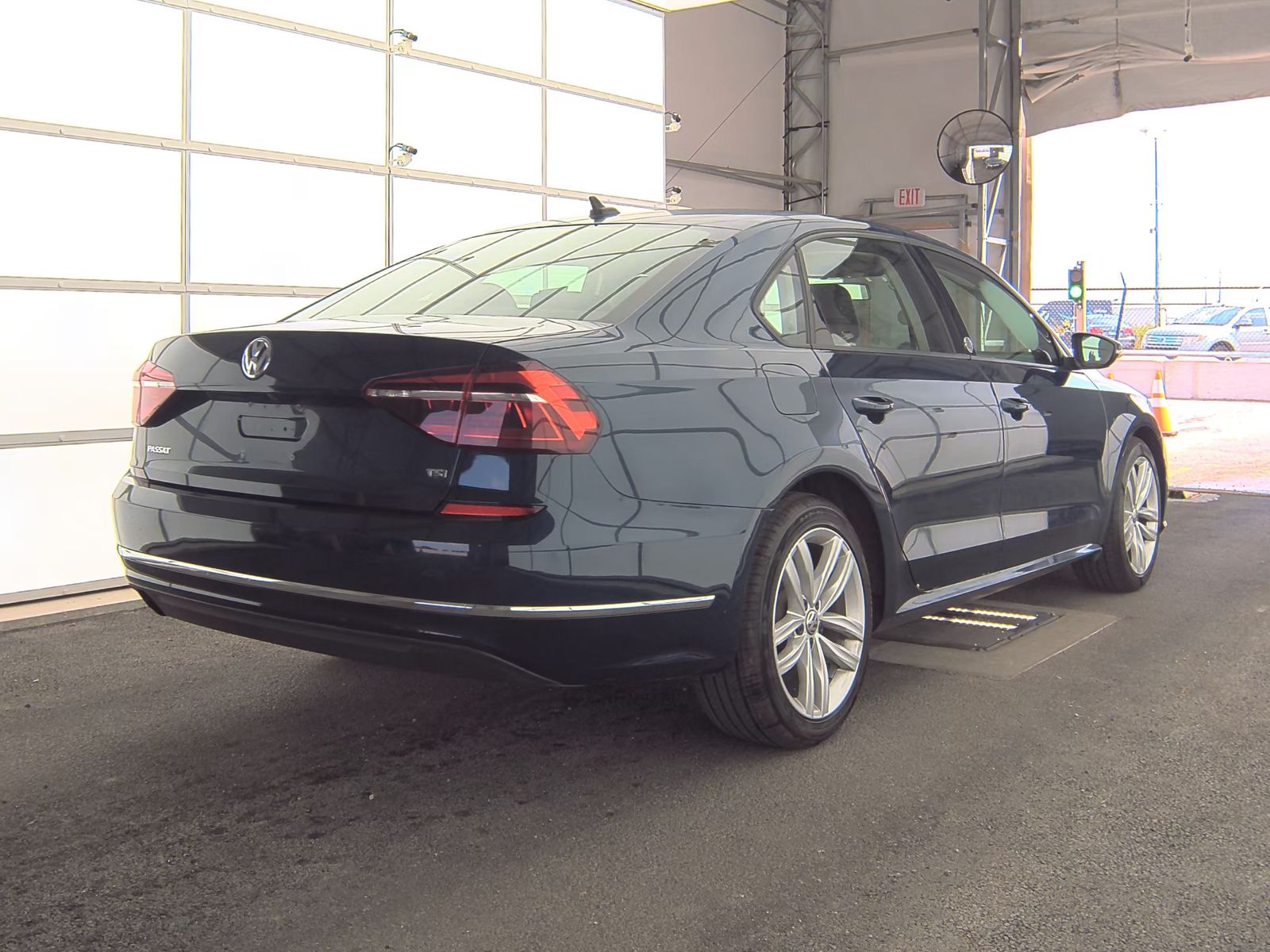 2019 Volkswagen Passat 2.0T Wolfsburg Edition FWD