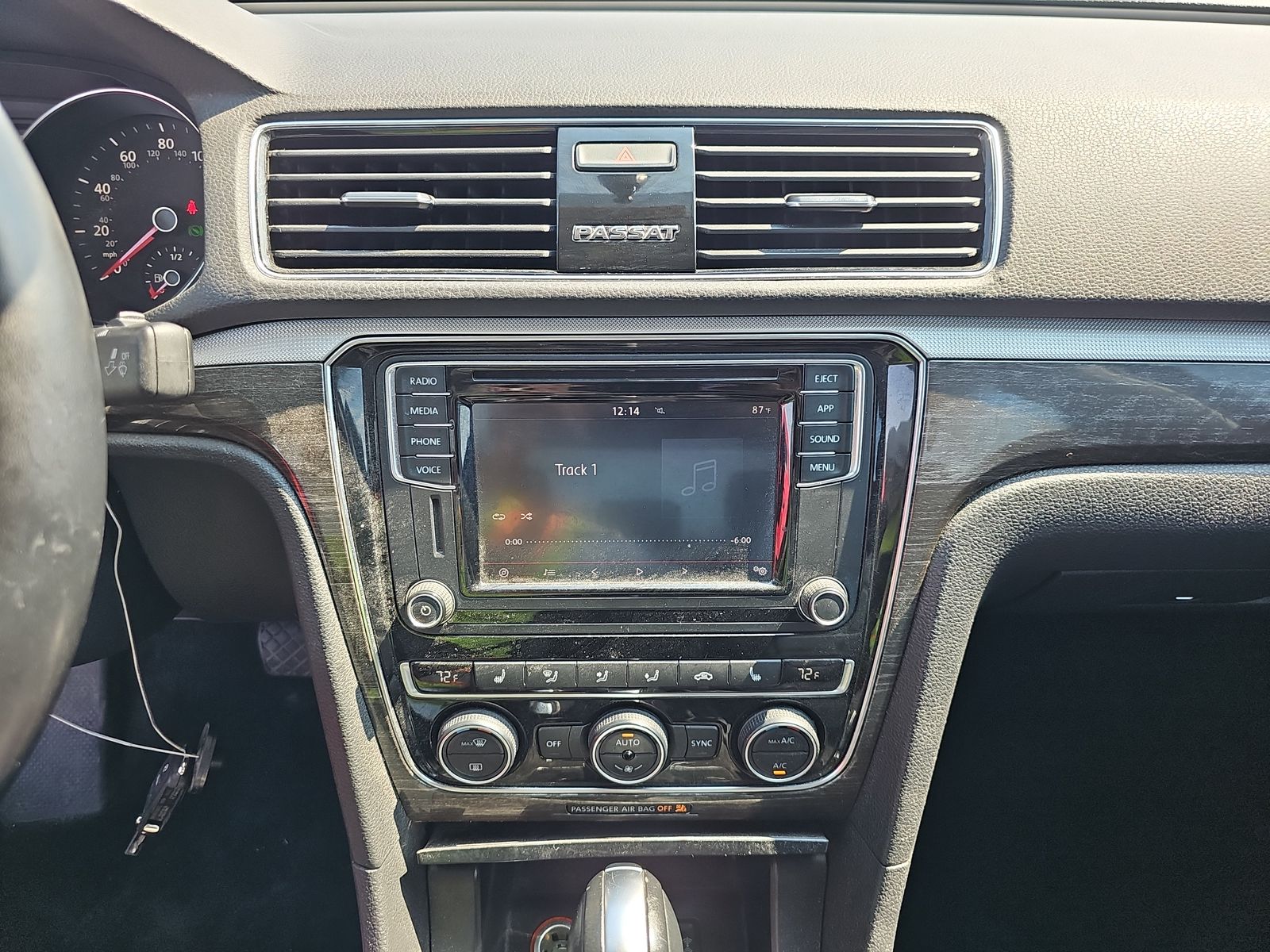 2018 Volkswagen Passat 2.0T SE FWD