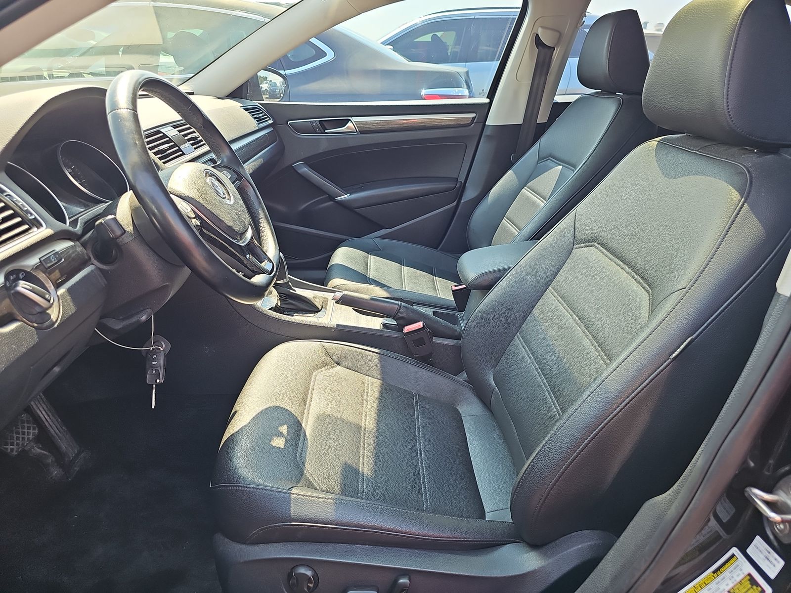 2018 Volkswagen Passat 2.0T SE FWD