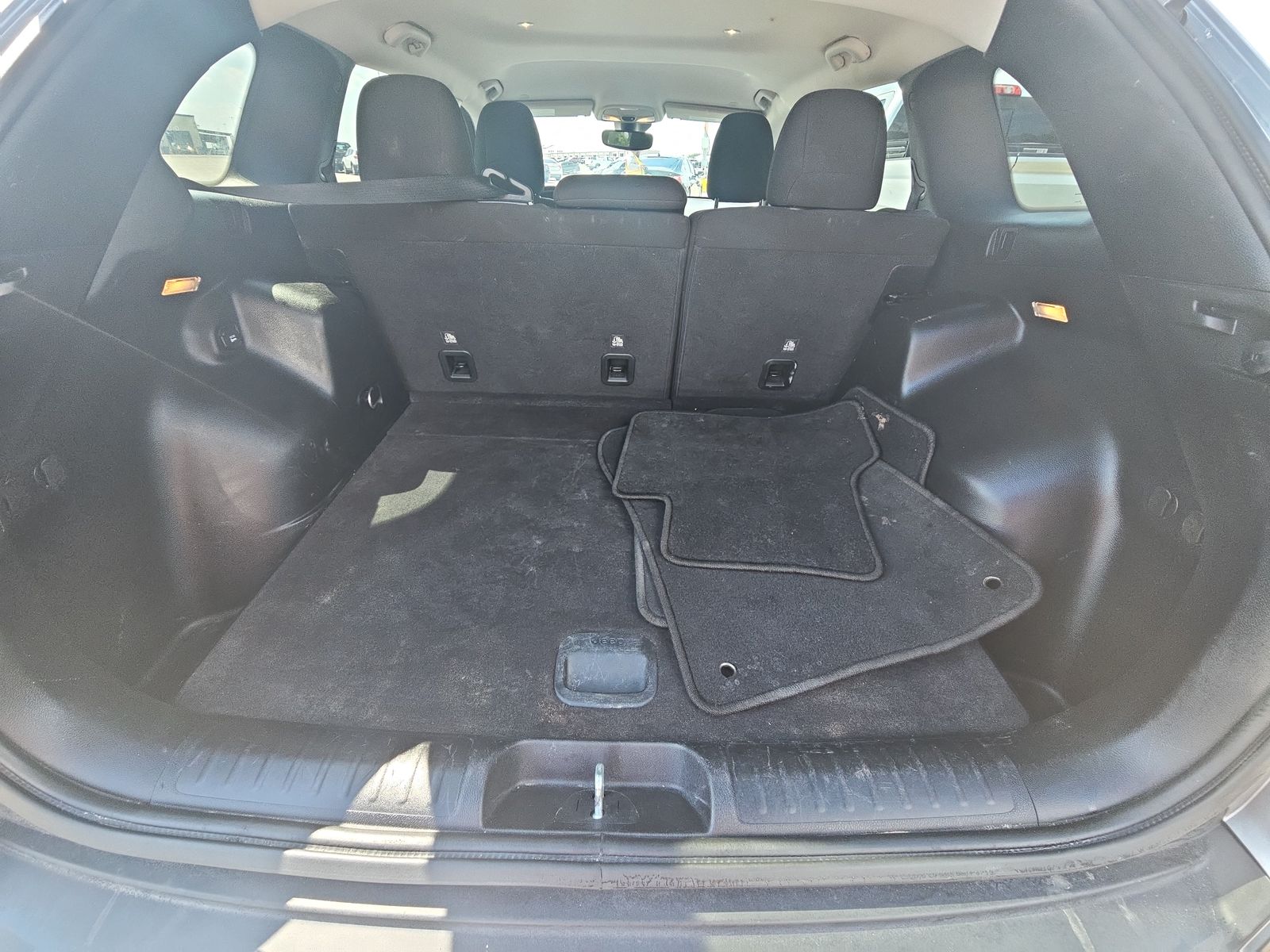 2021 Jeep Cherokee Latitude FWD