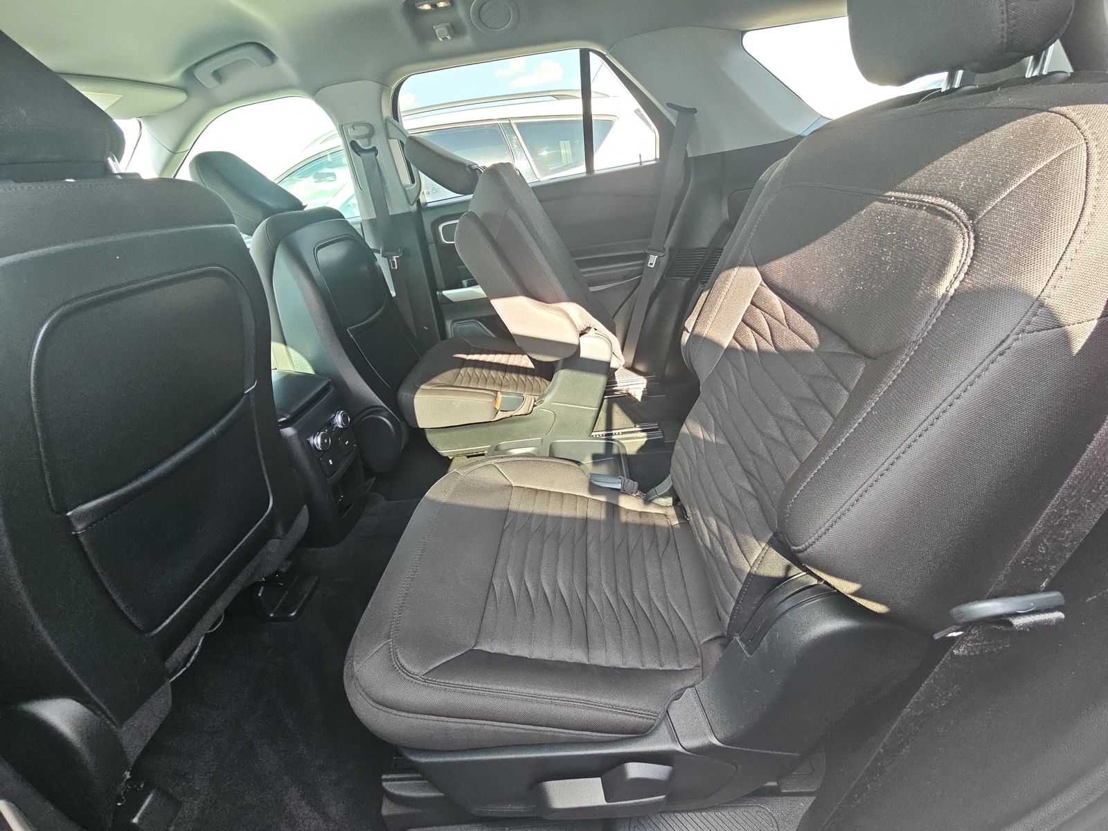 2020 Ford Explorer XLT RWD