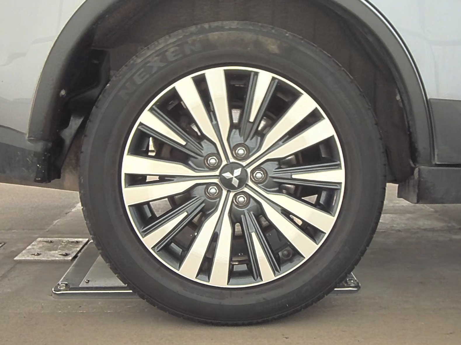 2020 Mitsubishi Outlander SEL FWD