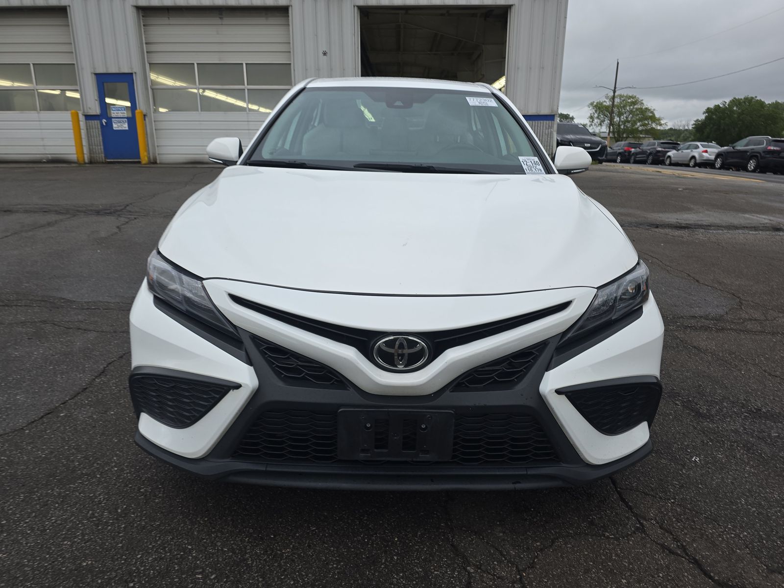 2022 Toyota Camry SE FWD