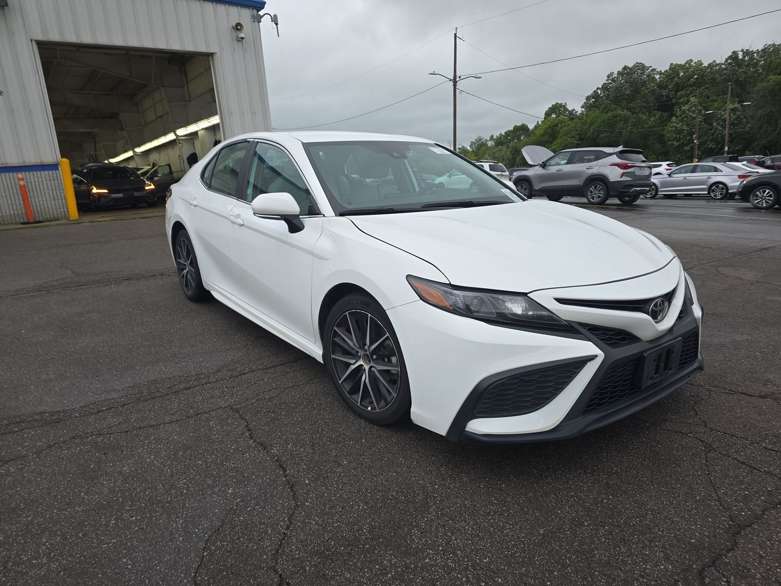 2022 Toyota Camry SE FWD