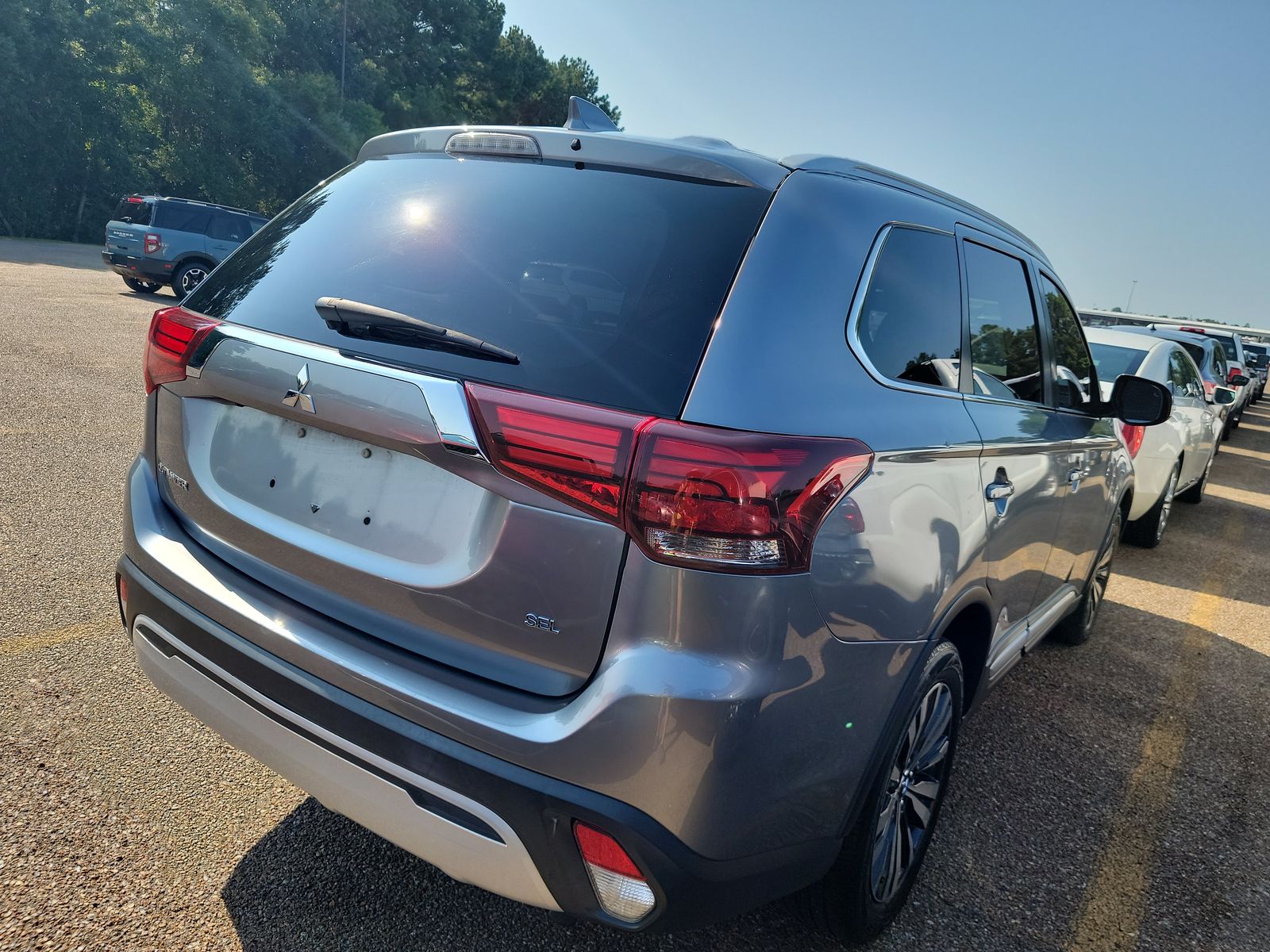 2020 Mitsubishi Outlander SEL FWD