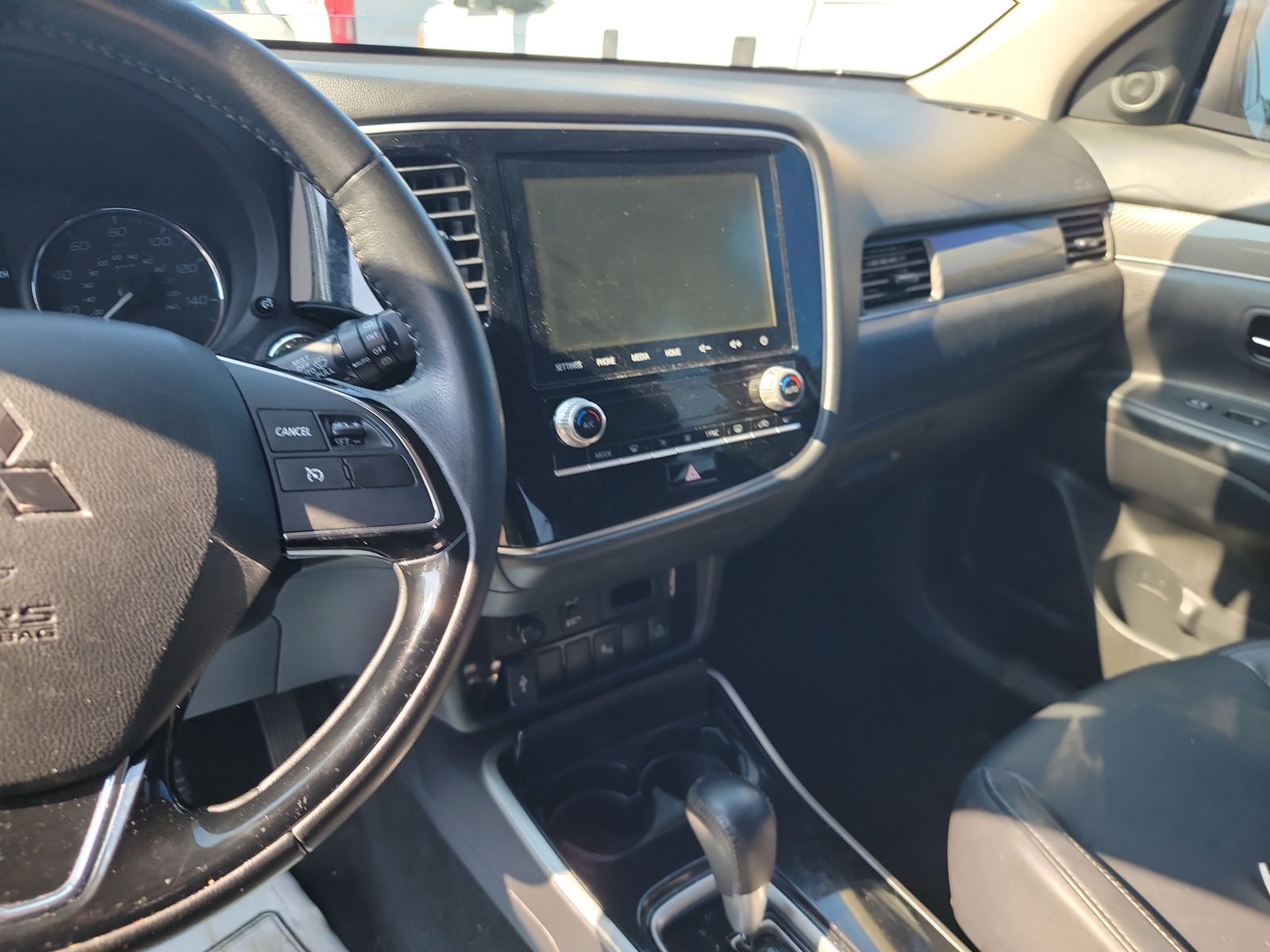 2020 Mitsubishi Outlander SEL FWD