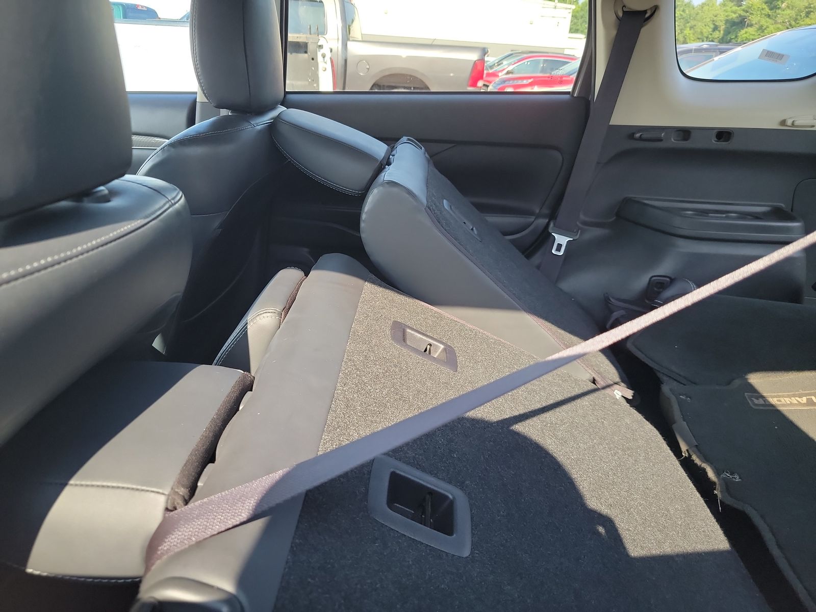 2020 Mitsubishi Outlander SEL FWD