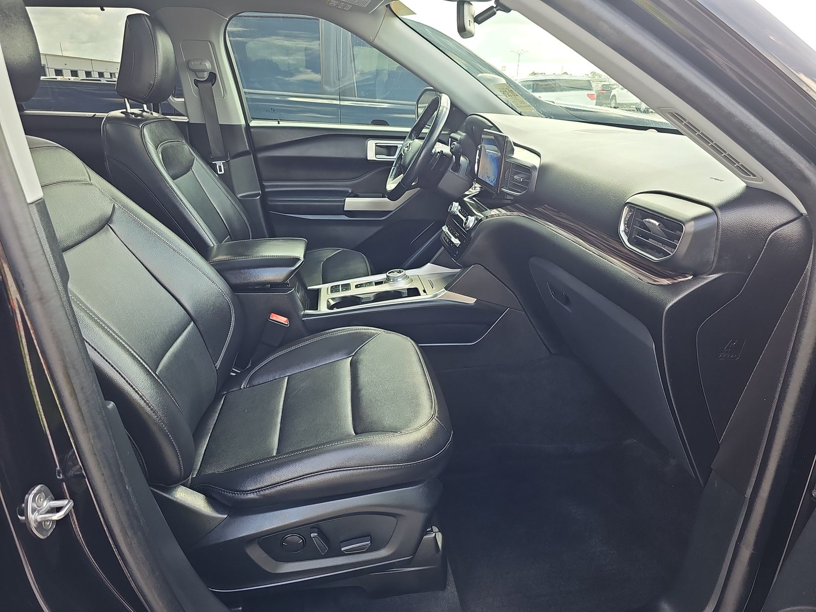 2021 Ford Explorer Hybrid Limited RWD