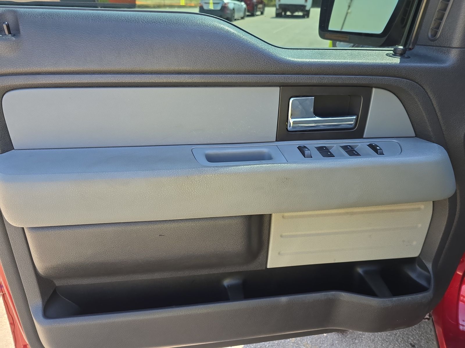 2013 Ford F-150 XLT RWD