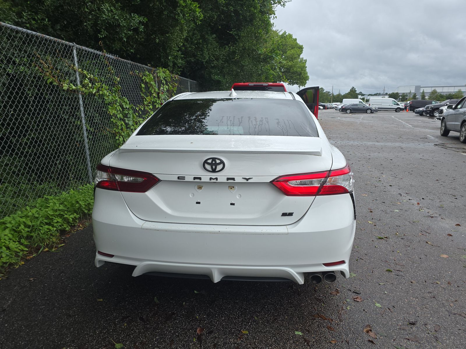 2020 Toyota Camry SE FWD