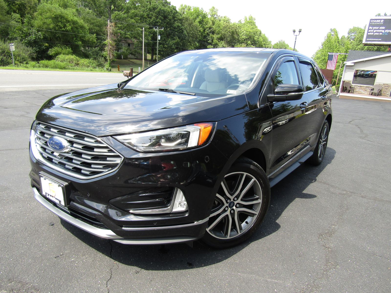 2019 Ford Edge Titanium