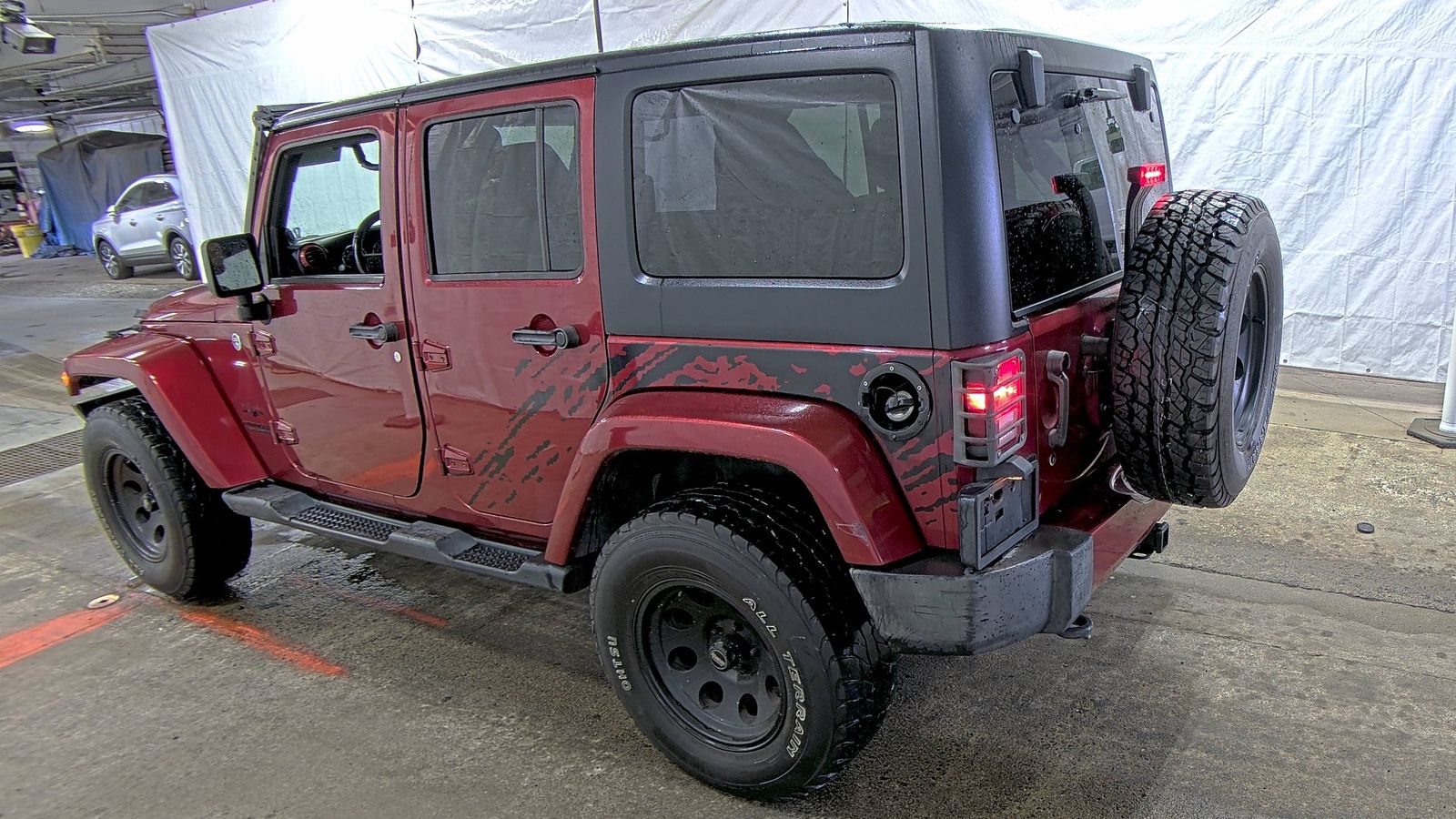 2013 Jeep Wrangler Unlimited Sahara AWD