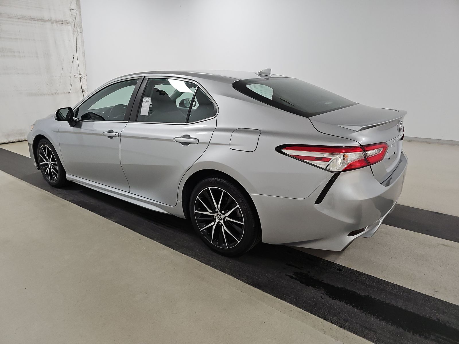 2020 Toyota Camry SE FWD