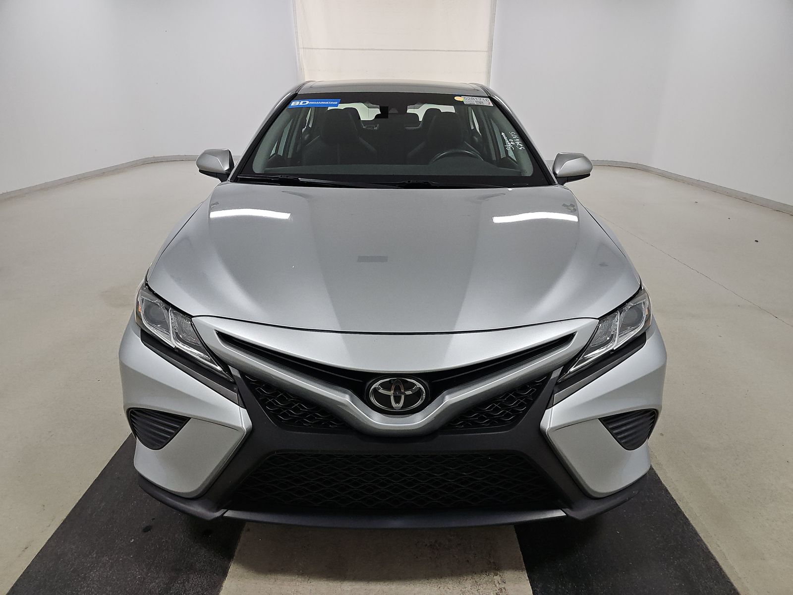 2020 Toyota Camry SE FWD