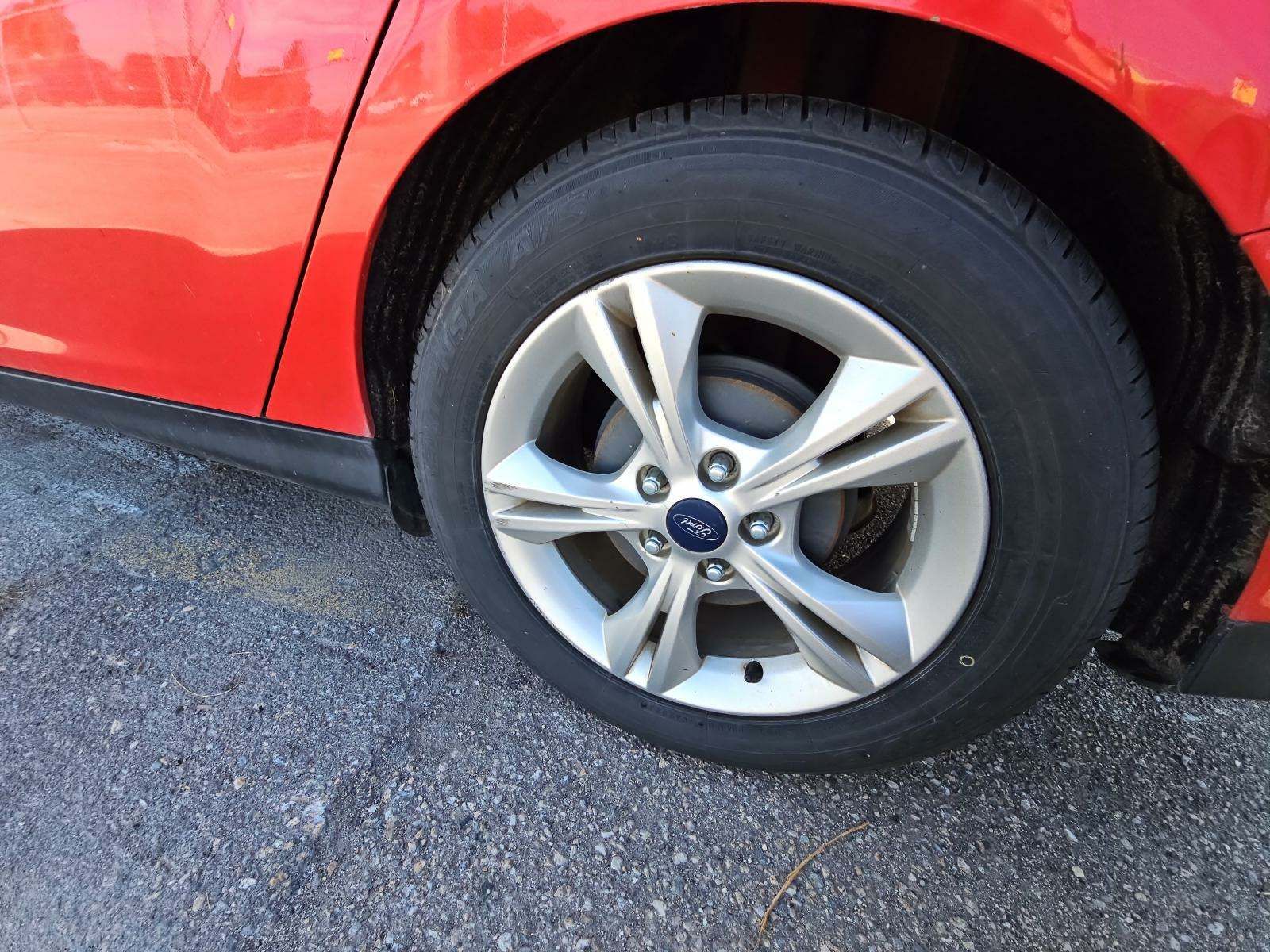 2014 Ford Focus SE FWD