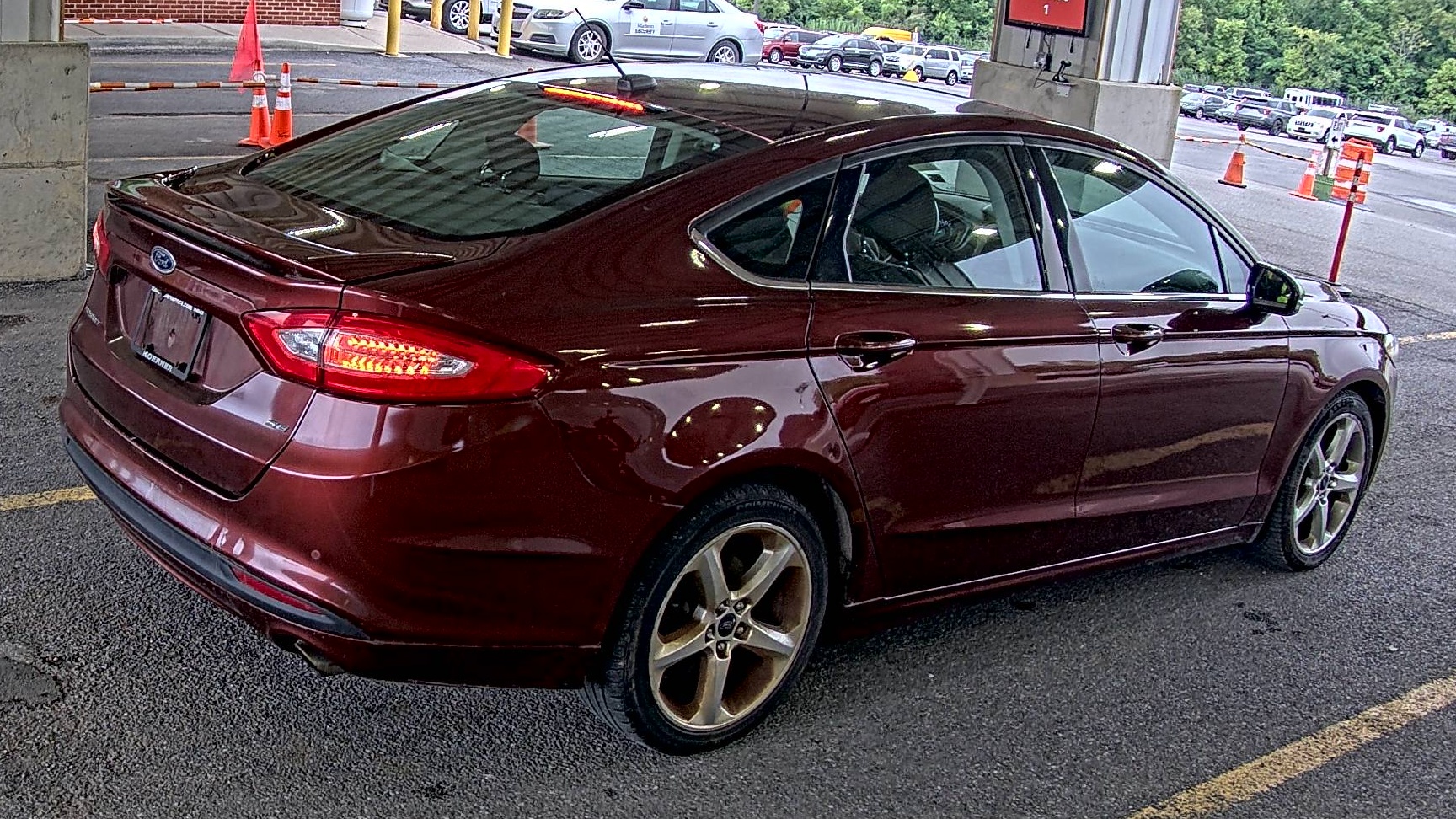 2016 Ford Fusion SE FWD