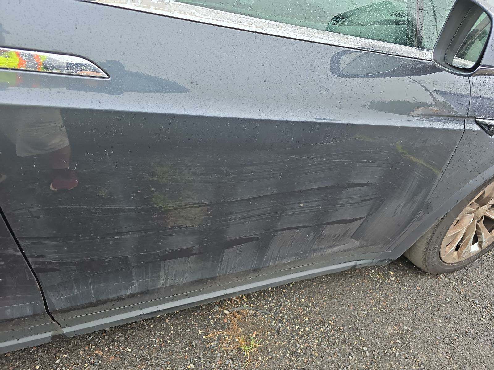 2016 Tesla Model X 75D AWD