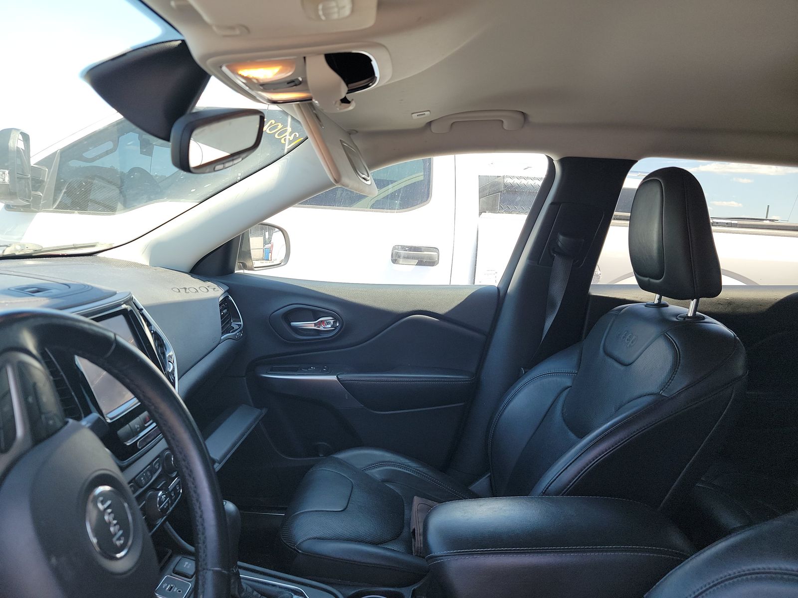 2019 Jeep Cherokee Limited FWD