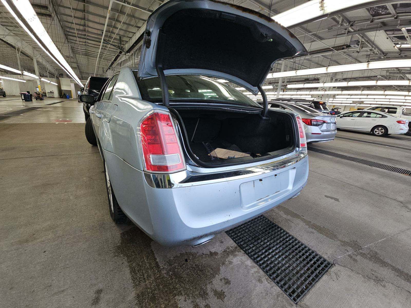 2013 Chrysler 300 Base AWD