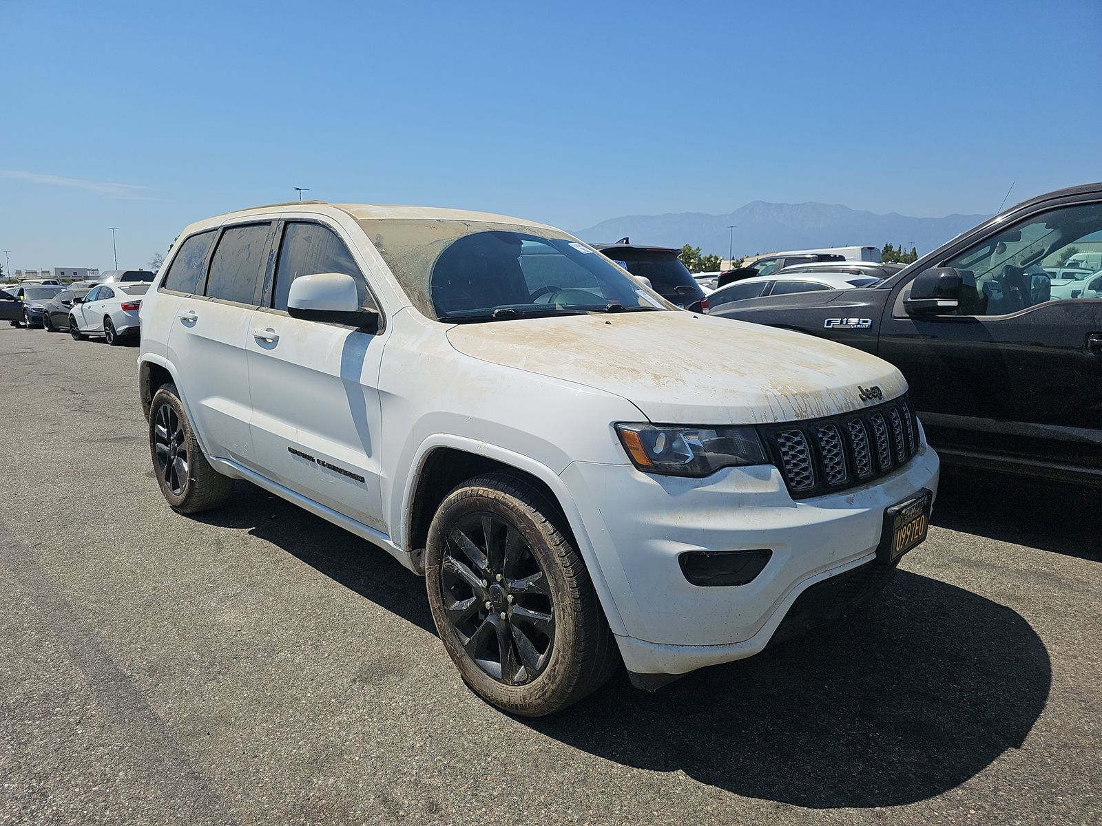 2018 Jeep Grand Cherokee Laredo Altitude Edition RWD