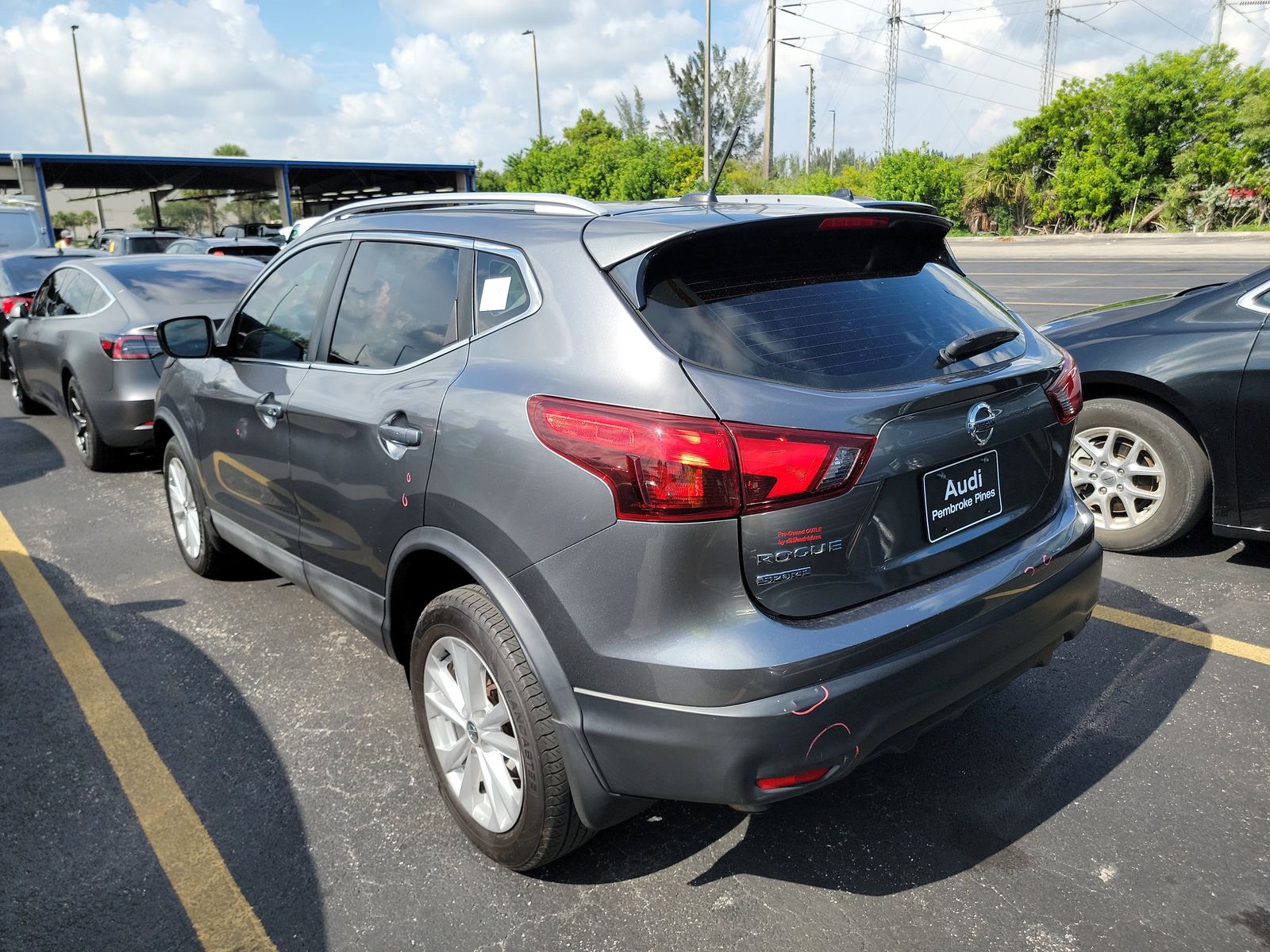 2017 Nissan Rogue Sport SV FWD