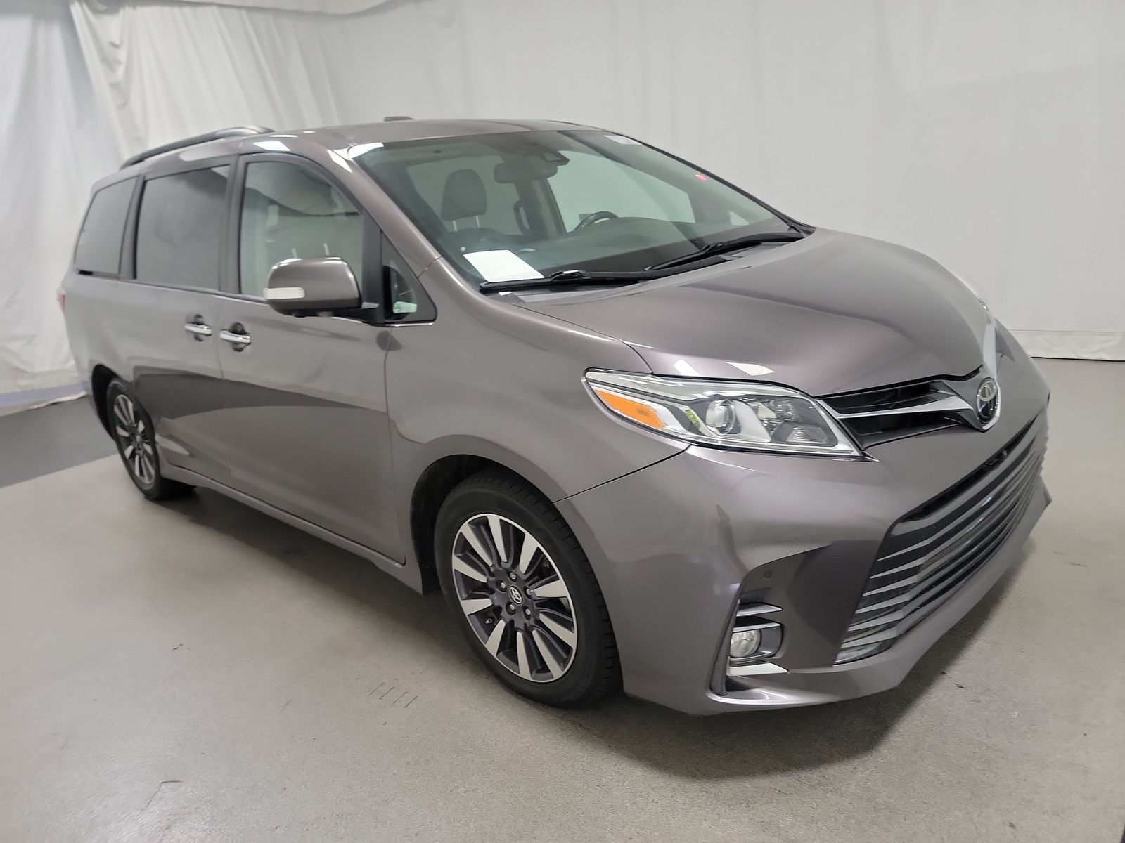 2020 Toyota Sienna Limited Premium FWD