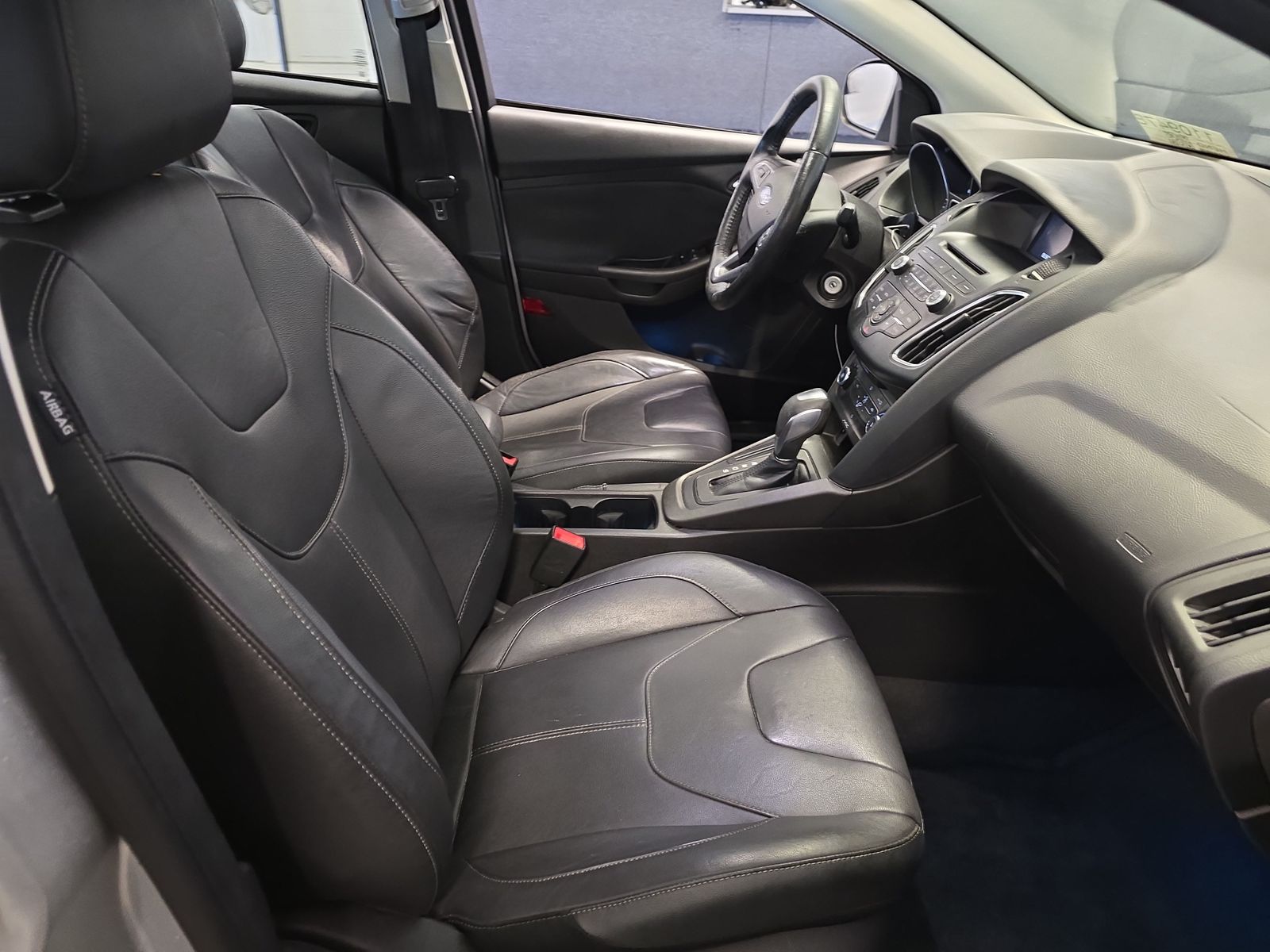 2015 Ford Focus SE FWD